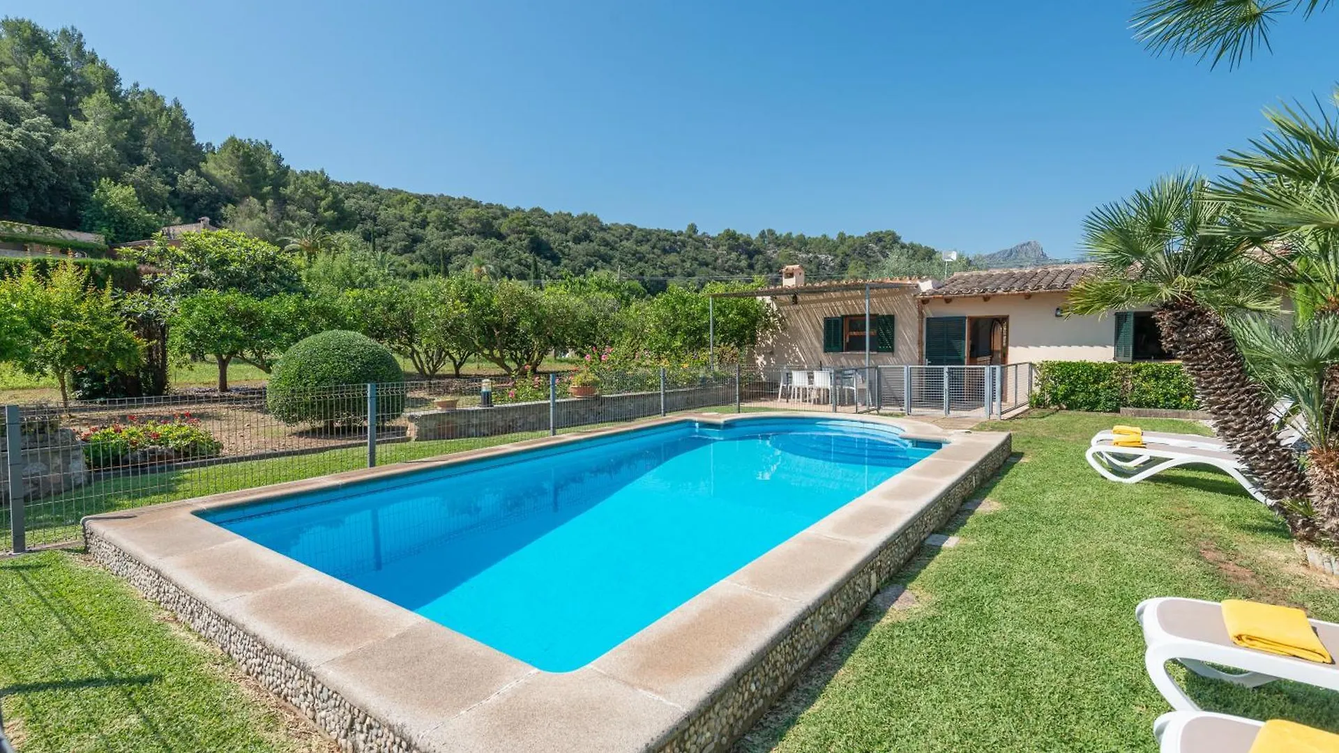 Villa Pont Romà - El Camp Redo - de Pollença con piscina, WIFI, AC