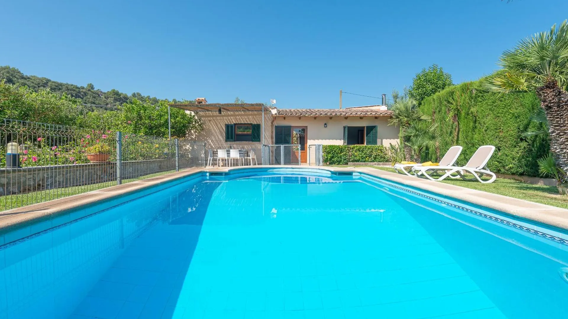 Villa Pont Romà - El Camp Redo - de Pollença con piscina, WIFI, AC