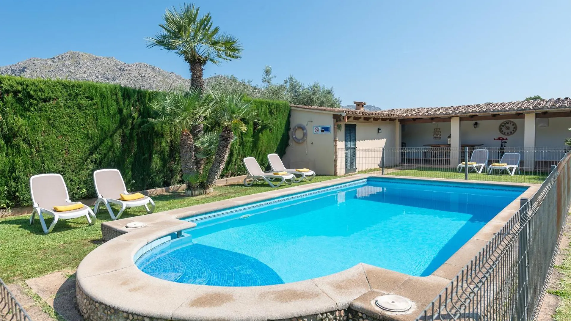 Villa Pont Romà - El Camp Redo - de Pollença con piscina, WIFI, AC